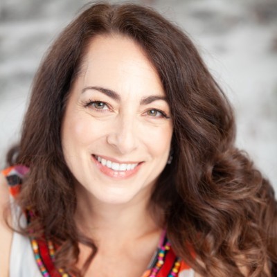 Do You Really Know Your Team? Corporate Veteran Joanne Newborn on DiSC®, the Unconscious Mind, and Executive Team Alignment 